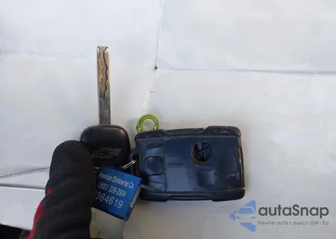 2014 Chevrolet Silverado 1500 1Lt из США, поврежденный, VIN 3GCUKREC1EG546750